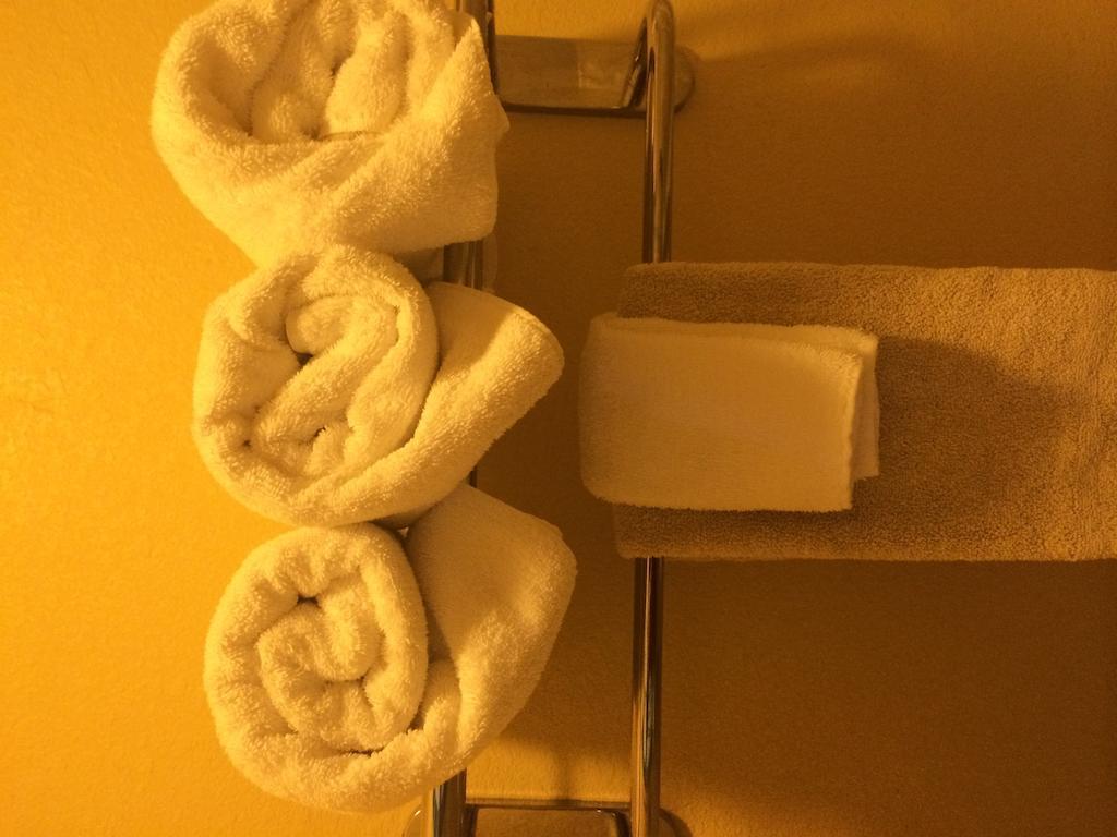 Country Hill Inn & Suite Eagle Pass Bagian luar foto